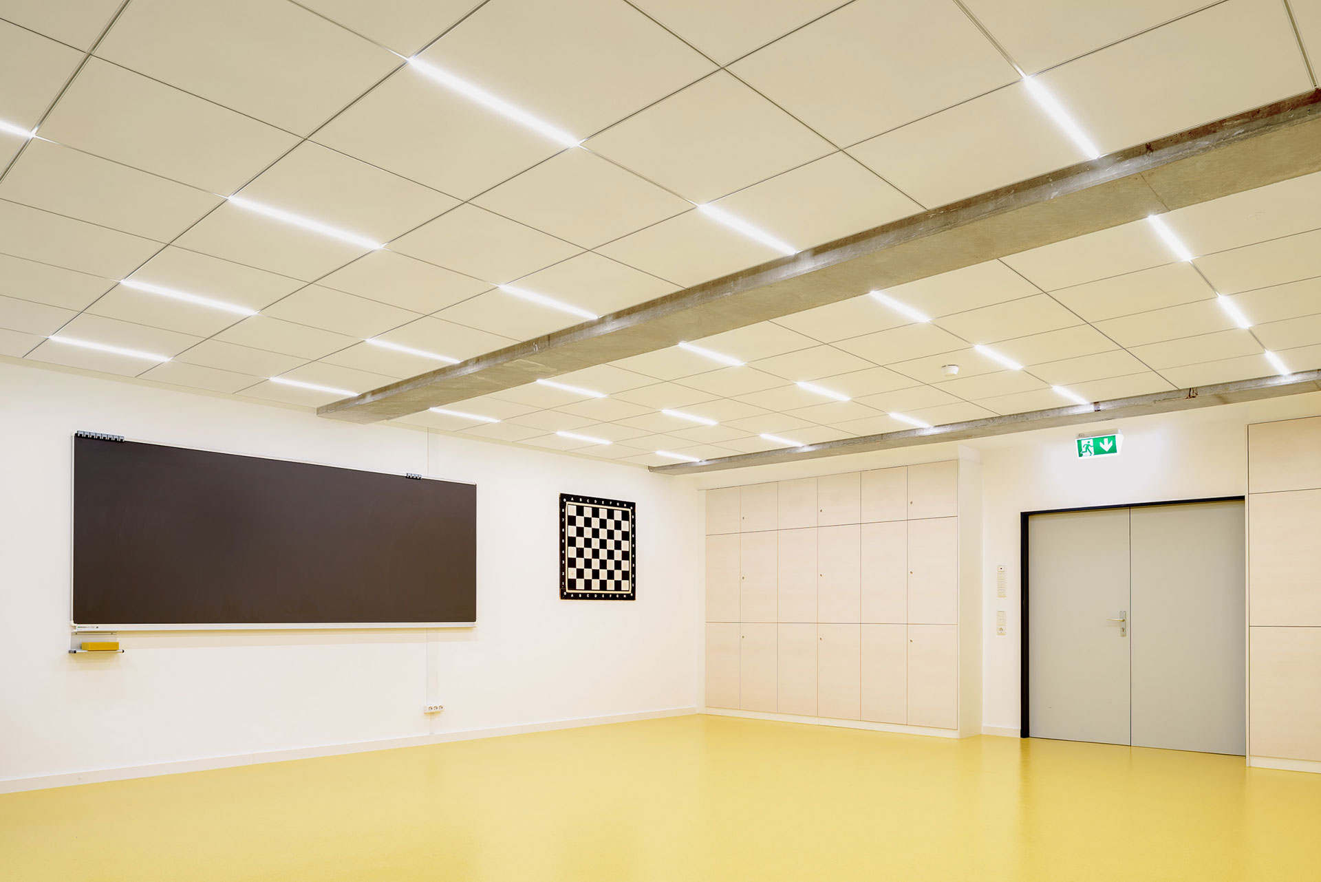 Modernisierung einer Dreifelder-Sporthalle - Berthold Scharrer Architektur
